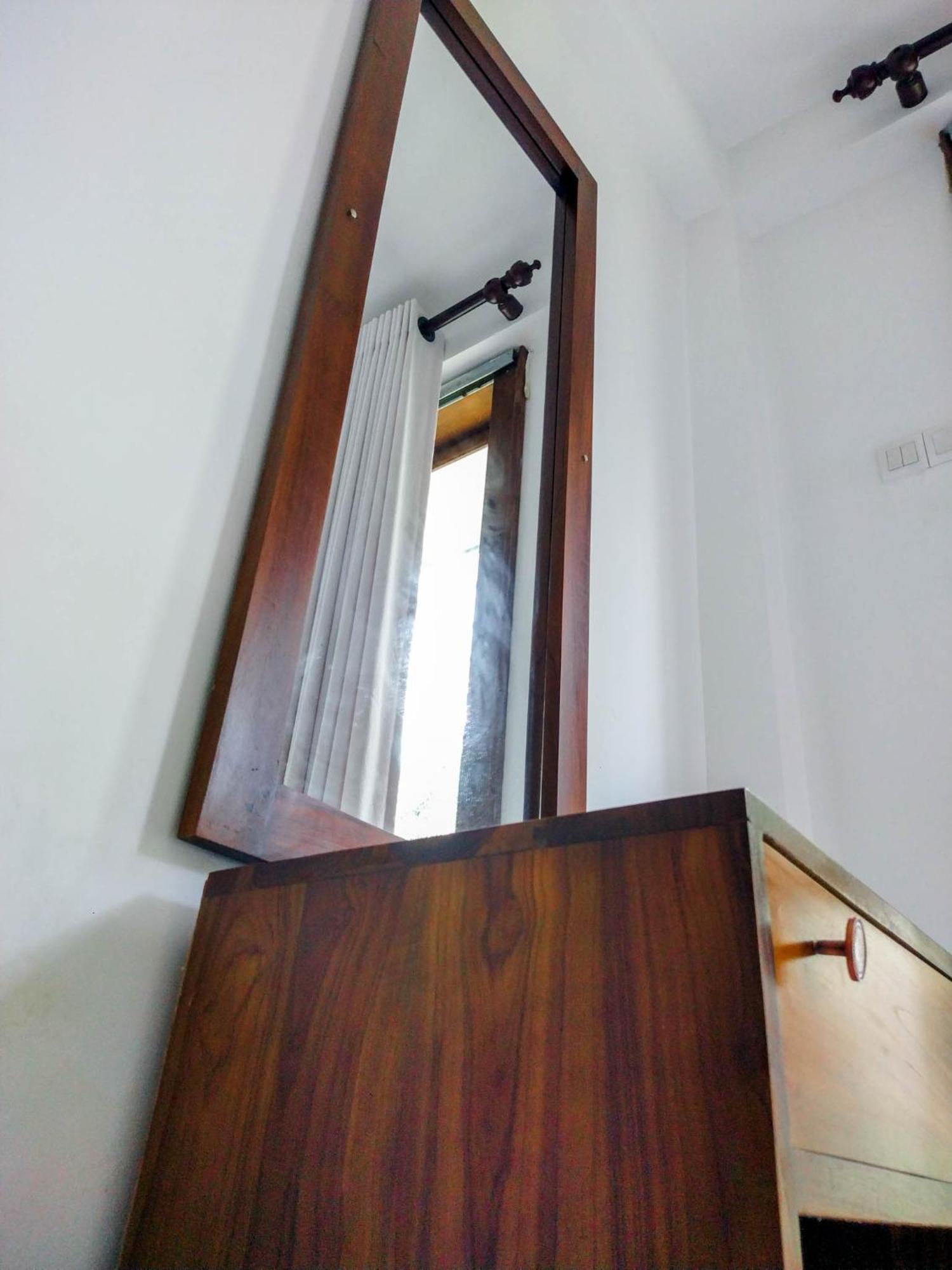 Once In Ella Hotel Exterior photo